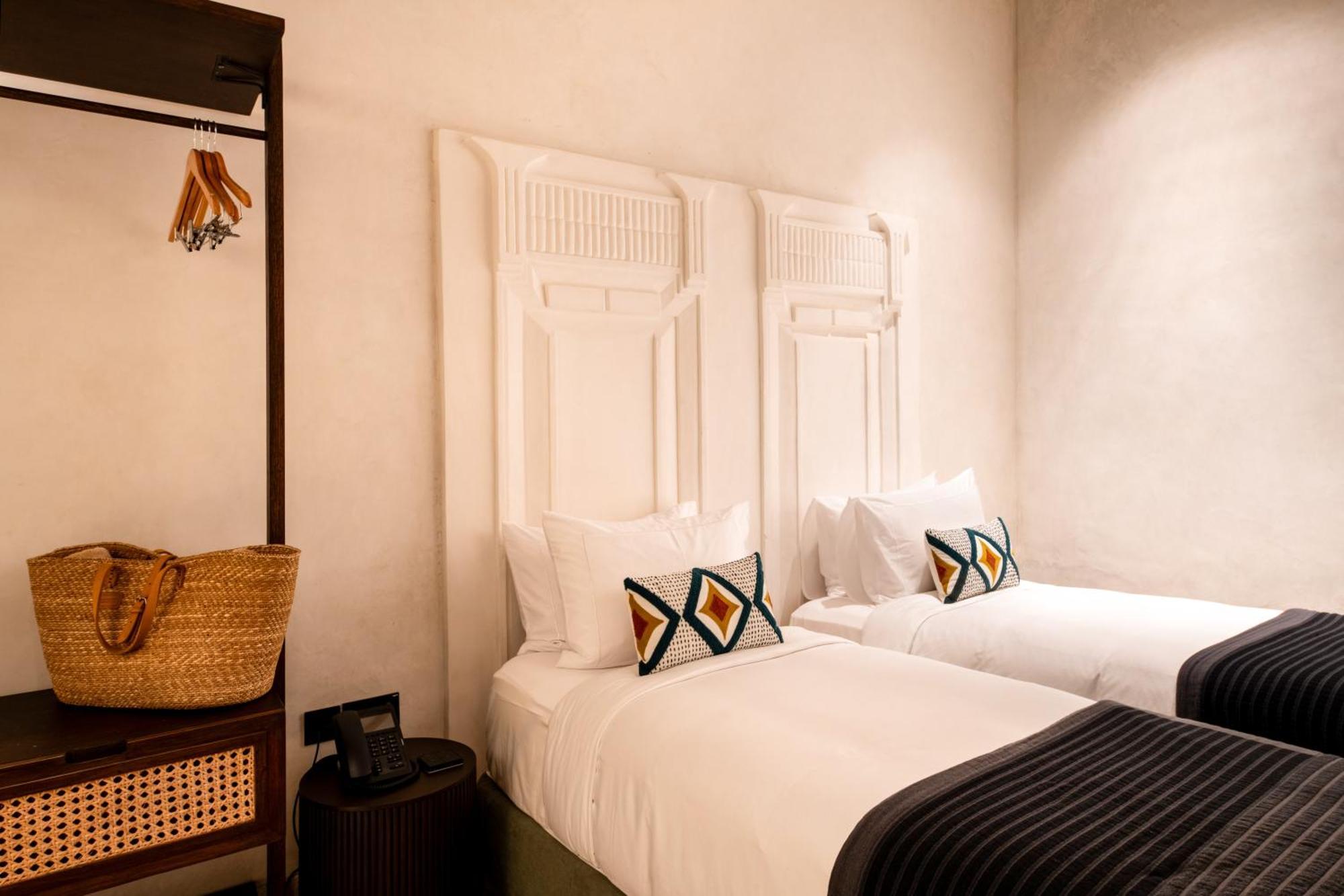 The Neela Boutique Hotel Stone Town Занзибар Экстерьер фото