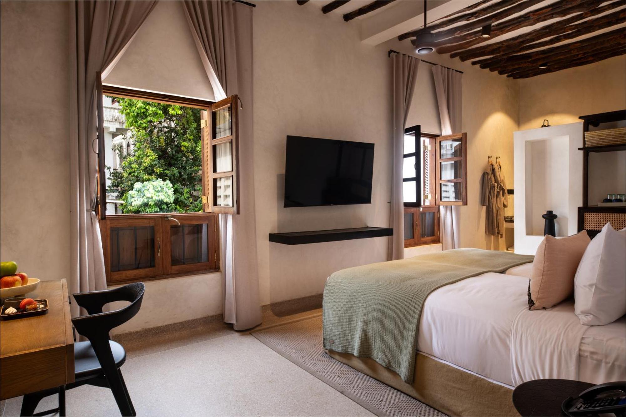 The Neela Boutique Hotel Stone Town Занзибар Номер фото