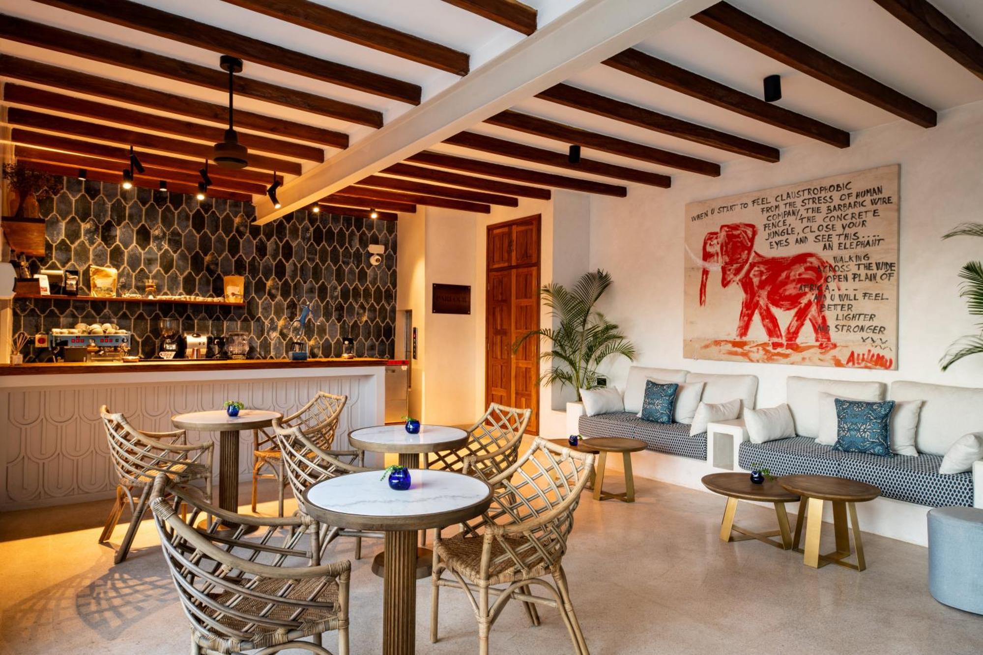 The Neela Boutique Hotel Stone Town Занзибар Экстерьер фото